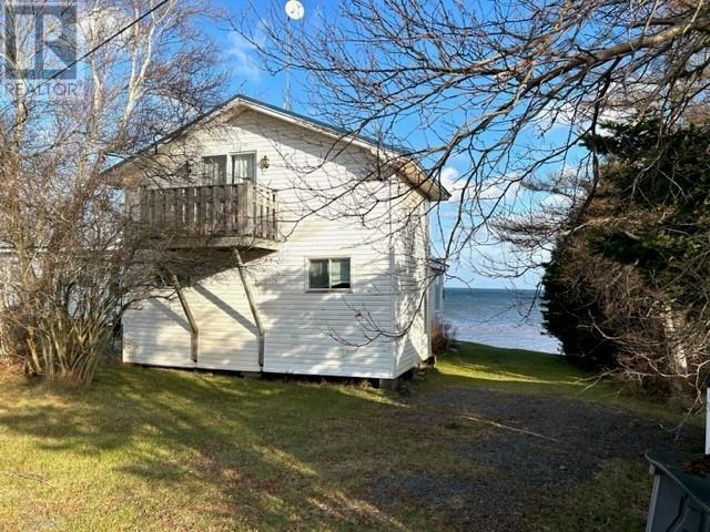 125 D Moore Beach 37 Right Road, House detached with 2 bedrooms, 1 bathrooms and null parking in Cumberland, Subd. C NS | Image 24