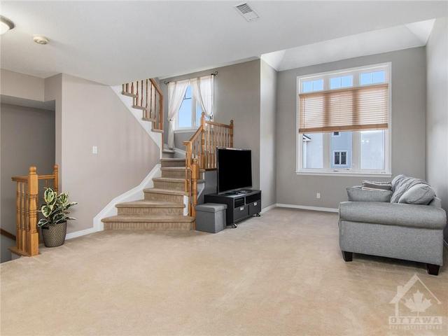 339 Elite Private, House attached with 2 bedrooms, 2 bathrooms and 1 parking in Ottawa ON | Image 6