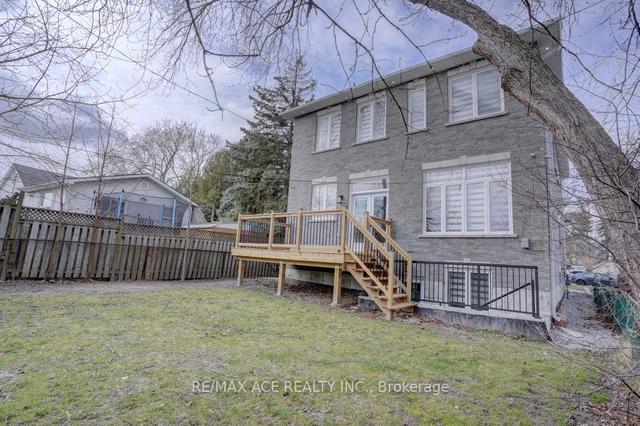 33 Maple St, House detached with 4 bedrooms, 5 bathrooms and 6 parking in Ajax ON | Image 19