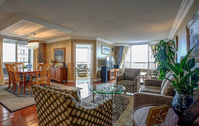 1506 - 1 Aberfoyle Cres, Condo with 2 bedrooms, 2 bathrooms and 2 parking in Toronto ON | Image 4