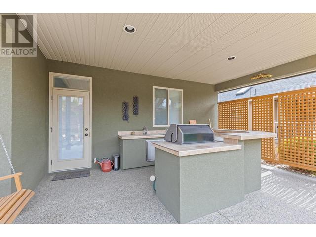 3200 Vineyard View Drive, House detached with 3 bedrooms, 3 bathrooms and 4 parking in West Kelowna BC | Image 41