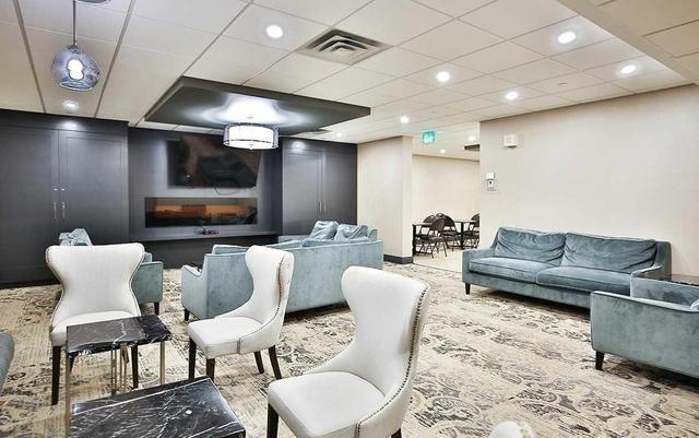 1603 - 100 Quebec Ave, Condo with 2 bedrooms, 2 bathrooms and 1 parking in Toronto ON | Image 5