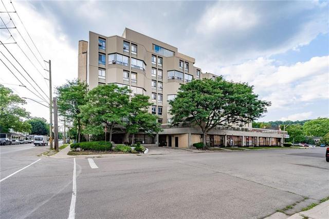 214 - 10 John Street, Condo with 2 bedrooms, 1 bathrooms and 1 parking in Hamilton ON | Image 1