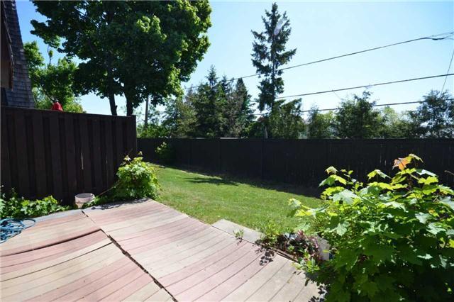 44 Briar Path, Townhouse with 3 bedrooms, 2 bathrooms and 1 parking in Brampton ON | Image 20