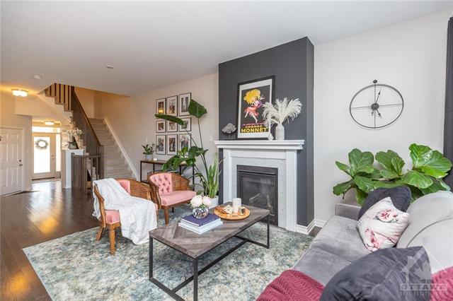 705 Cartographe Street, Townhouse with 3 bedrooms, 3 bathrooms and 2 parking in Ottawa ON | Image 8