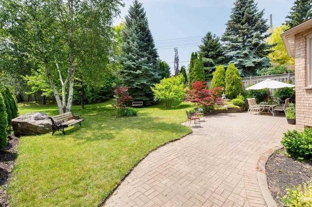 6 Edgebrook Dr, House detached with 4 bedrooms, 4 bathrooms and 4 parking in Toronto ON | Image 18