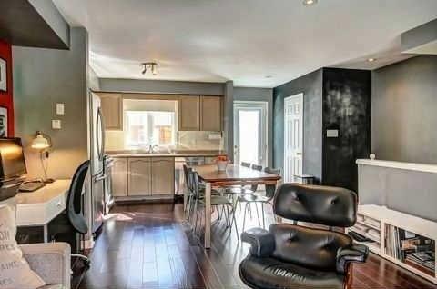 th3 - 201 Tenth St, Townhouse with 2 bedrooms, 3 bathrooms and 2 parking in Toronto ON | Image 8