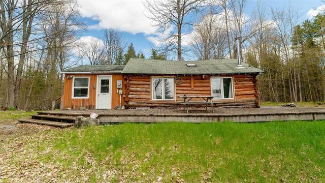 276 Fire Route 4 Rte, House detached with 2 bedrooms, 1 bathrooms and 5 parking in North Kawartha ON | Image 9