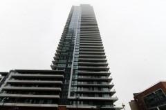 201 - 10 Park Lawn Rd, Condo with 2 bedrooms, 2 bathrooms and 1 parking in Toronto ON | Image 1