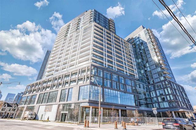 2102 - 48 Power St, Condo with 3 bedrooms, 2 bathrooms and 0 parking in Toronto ON | Image 1