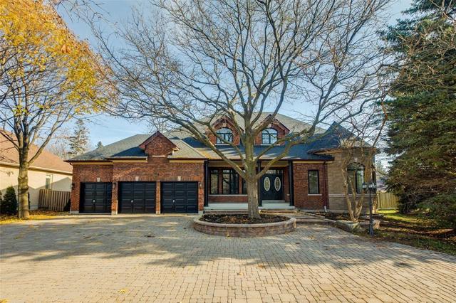 1 Hewison Crt, House detached with 4 bedrooms, 4 bathrooms and 12 parking in Ajax ON | Card Image