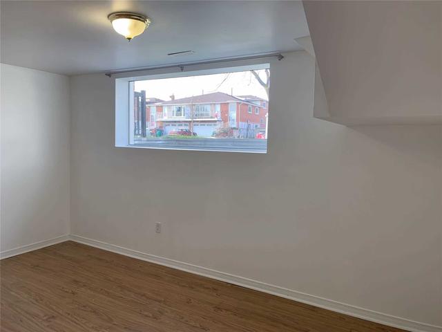lower - 72 Madison St St, House semidetached with 2 bedrooms, 1 bathrooms and 1 parking in Brampton ON | Image 8