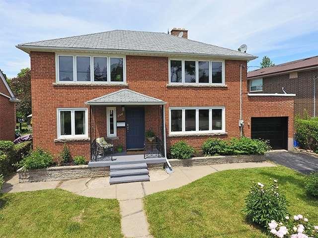 134 Pinegrove Ave, House detached with 4 bedrooms, 2 bathrooms and 3 parking in Toronto ON | Image 1