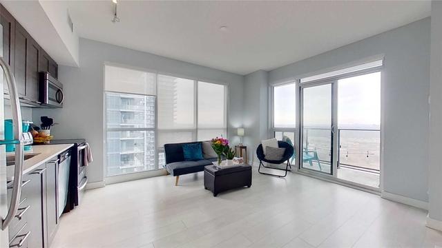 3808 - 2212 Lake Shore Blvd W, Condo with 2 bedrooms, 2 bathrooms and 1 parking in Toronto ON | Image 2