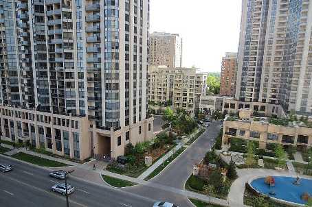 1107 - 18 Sommerset Way, Condo with 1 bedrooms, 1 bathrooms and 1 parking in Toronto ON | Image 5