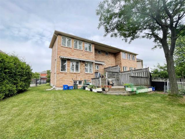 2378 Nichols Dr, House semidetached with 3 bedrooms, 4 bathrooms and 3 parking in Oakville ON | Image 27