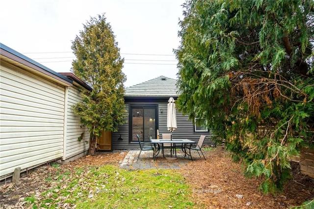 48 Burlington St E, House detached with 2 bedrooms, 1 bathrooms and 0 parking in Hamilton ON | Image 24