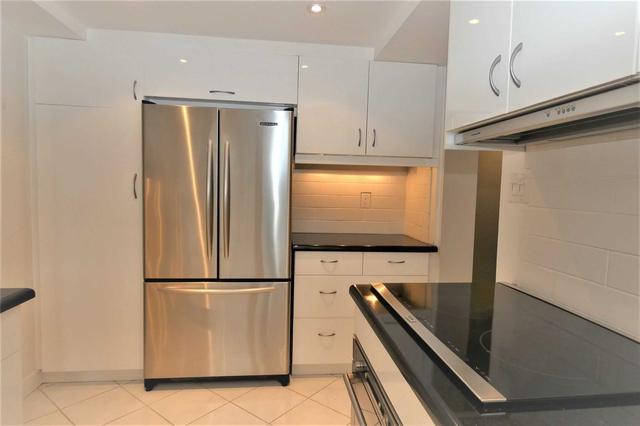 14a - 256 Jarvis St, Condo with 2 bedrooms, 2 bathrooms and 1 parking in Toronto ON | Image 2