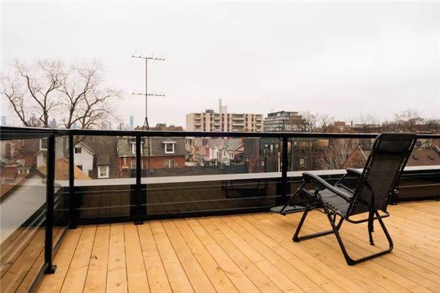 Th28 - 284 Brock Ave, Townhouse with 2 bedrooms, 3 bathrooms and 1 parking in Toronto ON | Image 4