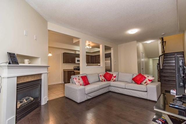 125 Myers Lane, Townhouse with 3 bedrooms, 4 bathrooms and 1 parking in Hamilton ON | Image 6