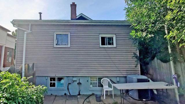 300 St Eloi Ave, House detached with 3 bedrooms, 2 bathrooms and 5 parking in Oshawa ON | Image 35