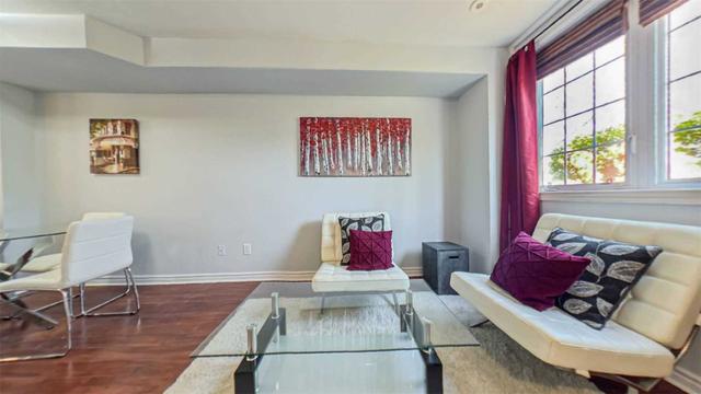 111 - 870 Jane St, Townhouse with 2 bedrooms, 2 bathrooms and 1 parking in Toronto ON | Image 14