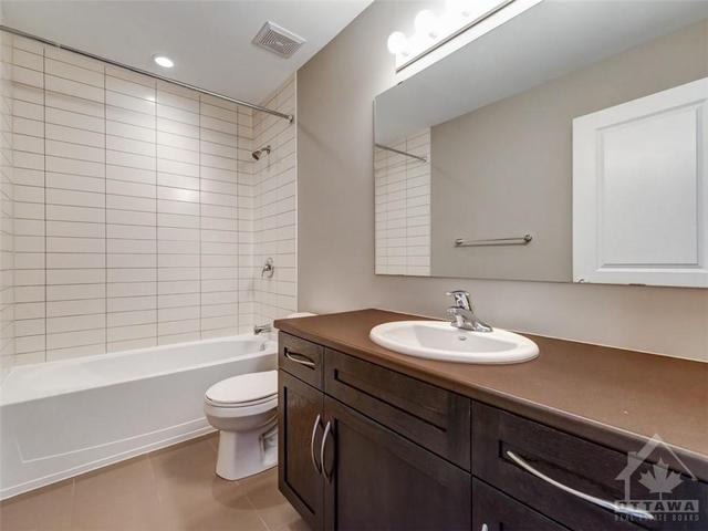 263 Losino Crescent, Townhouse with 3 bedrooms, 3 bathrooms and 3 parking in Ottawa ON | Image 20