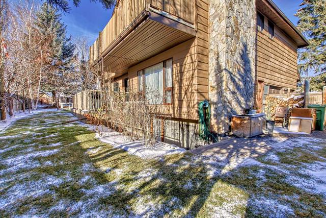 251 Silvergrove Place Nw, House detached with 4 bedrooms, 3 bathrooms and 8 parking in Calgary AB | Image 11