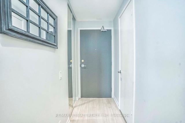 4005 - 5 Buttermill Ave S, Condo with 2 bedrooms, 2 bathrooms and 0 parking in Vaughan ON | Image 33