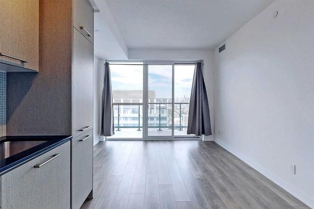 4410 - 87 Peter St, Condo with 1 bedrooms, 1 bathrooms and 0 parking in Toronto ON | Image 2