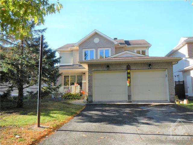 94 Meadowbreeze Drive, House detached with 4 bedrooms, 4 bathrooms and 6 parking in Ottawa ON | Image 1