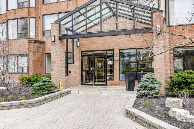 1012 - 1270 Maple Crossing Blvd, Condo with 2 bedrooms, 2 bathrooms and 2 parking in Burlington ON | Image 12