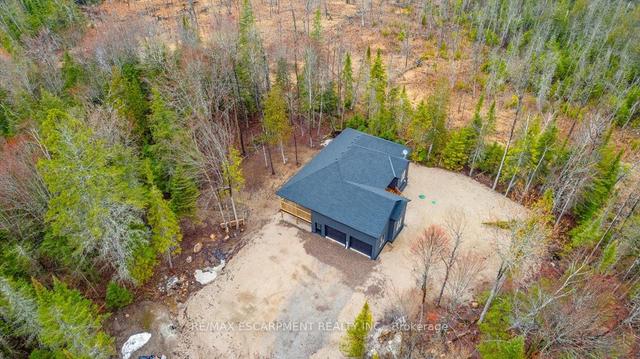 12407 County Road 503, House detached with 3 bedrooms, 3 bathrooms and 8 parking in Highlands East ON | Image 28