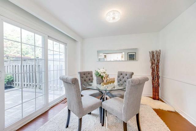 493 Lana Terr, House semidetached with 4 bedrooms, 3 bathrooms and 3 parking in Mississauga ON | Image 7