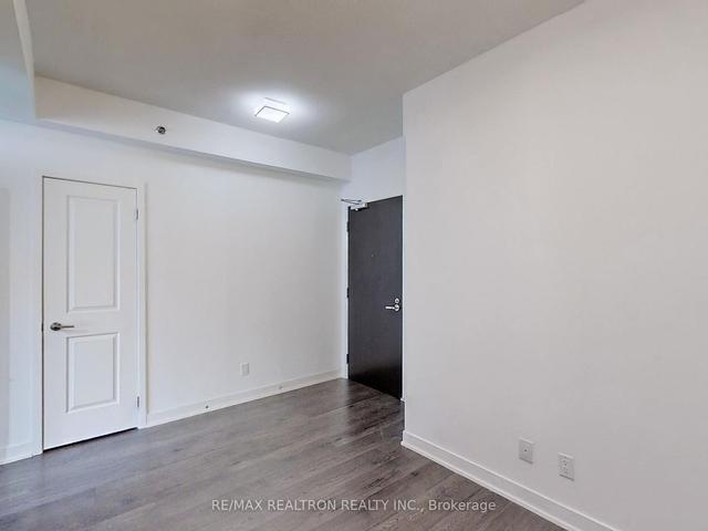 2109 - 195 Bonis Ave, Condo with 1 bedrooms, 1 bathrooms and 1 parking in Toronto ON | Image 8