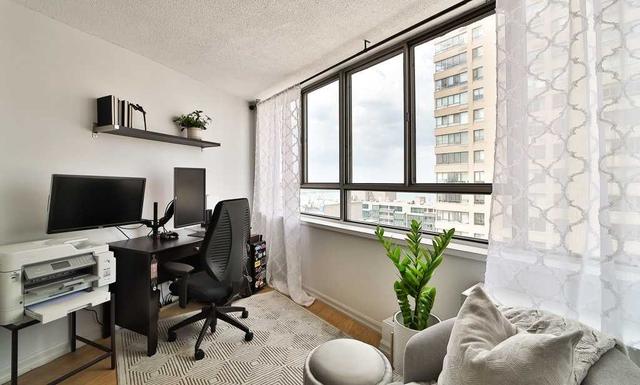 1304 - 250 Queens Quay W, Condo with 1 bedrooms, 1 bathrooms and 1 parking in Toronto ON | Image 26
