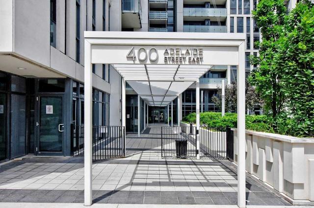 1504 - 400 Adelaide St E, Townhouse with 2 bedrooms, 2 bathrooms and 1 parking in Toronto ON | Card Image