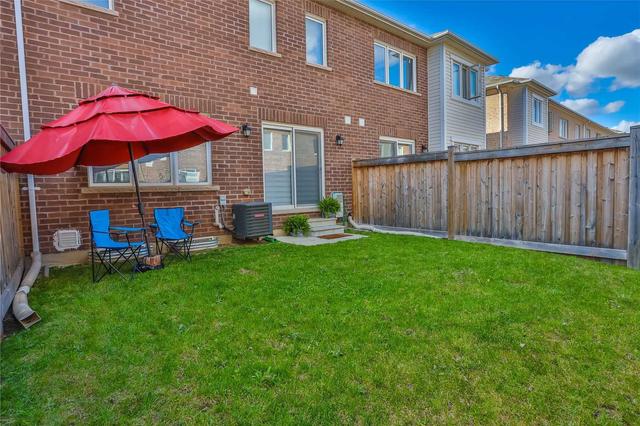 266 Gooding Cres, House attached with 3 bedrooms, 3 bathrooms and 3 parking in Milton ON | Image 28