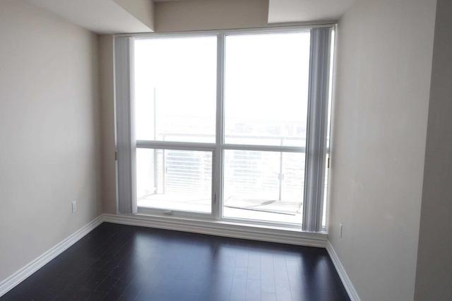 4505 - 386 Yonge St N, Condo with 1 bedrooms, 1 bathrooms and 1 parking in Toronto ON | Image 4