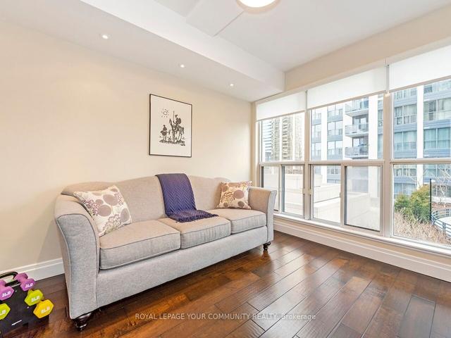 310 - 28 Hollywood Ave, Condo with 1 bedrooms, 1 bathrooms and 1 parking in Toronto ON | Image 9