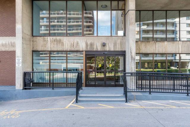 1702 - 150 Charlton Ave E, Condo with 2 bedrooms, 2 bathrooms and null parking in Hamilton ON | Image 2