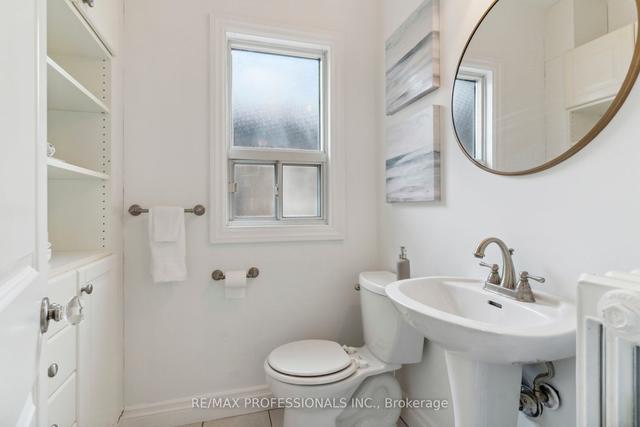 38 Thirty Fifth St, House detached with 3 bedrooms, 4 bathrooms and 4 parking in Toronto ON | Image 36