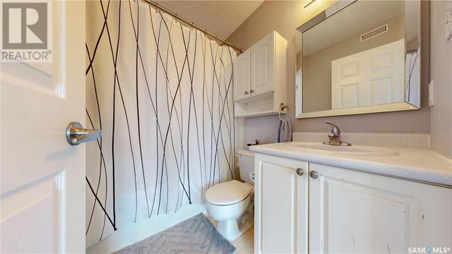 5192 Donnelly Crescent, House detached with 3 bedrooms, 4 bathrooms and null parking in Regina SK | Image 27