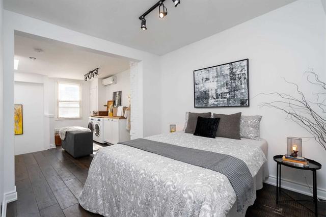 551 King St E, House semidetached with 1 bedrooms, 2 bathrooms and 1 parking in Toronto ON | Image 16