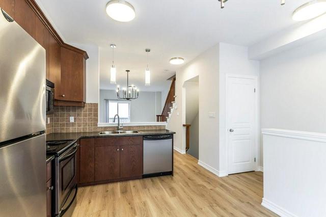692 Summers Common, House attached with 2 bedrooms, 1 bathrooms and 1 parking in Burlington ON | Image 9