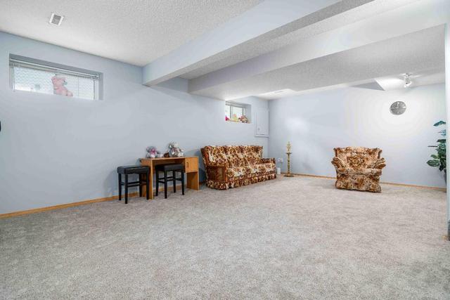 52 Storrs Crescent Se, House detached with 4 bedrooms, 3 bathrooms and 2 parking in Medicine Hat AB | Image 24