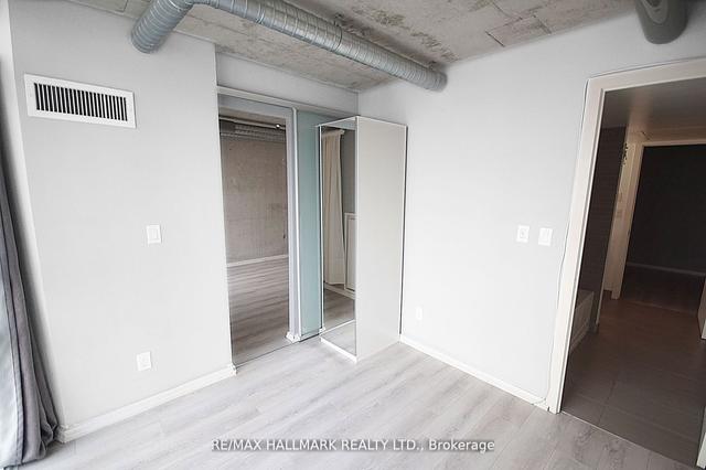 709 - 170 Sudbury St, Condo with 2 bedrooms, 1 bathrooms and 1 parking in Toronto ON | Image 2