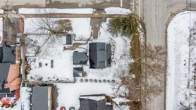 18 Bradford St, House detached with 3 bedrooms, 1 bathrooms and 2 parking in East Gwillimbury ON | Image 21