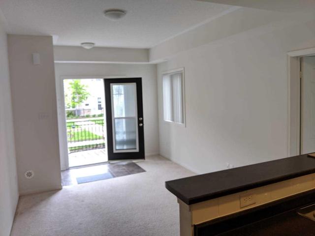 85 - 2891 Rio Crt, Townhouse with 2 bedrooms, 1 bathrooms and 1 parking in Mississauga ON | Image 1