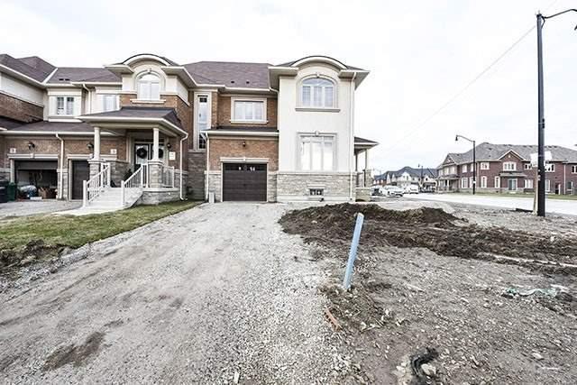 362 Remembrance Rd, House attached with 4 bedrooms, 4 bathrooms and 3 parking in Brampton ON | Image 2